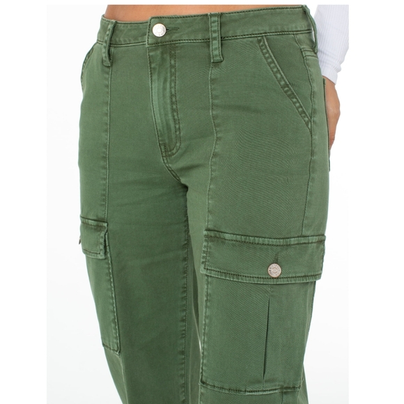 Celebrity Pink Juniors Mid Rise Wide Leg Cargo Pant - Picture 4 of 4